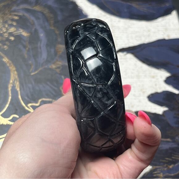 Vintage Rare Black Bakelite Textured Chunky Bangle Bracelet Crackle Effect D3 - Picture 10 of 16